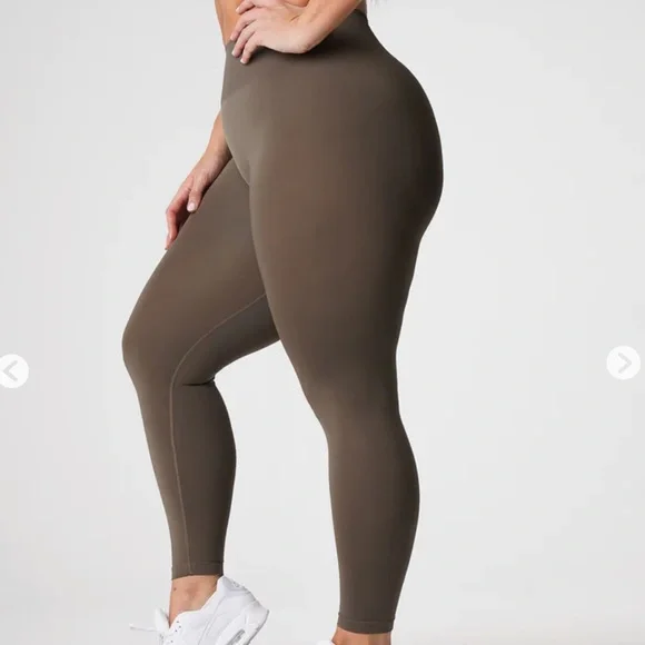 NVGTN Olive Solid Seamless Leggings - Picture 3 of 6